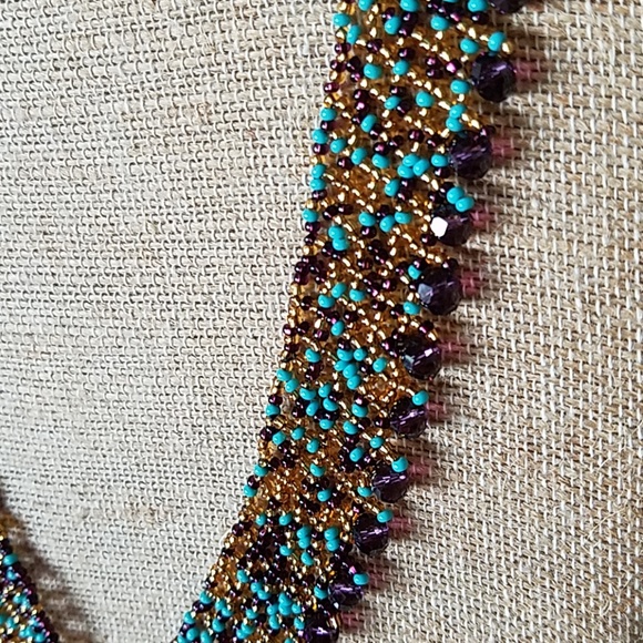 V shaped handmade necklace - Picture 6 of 6